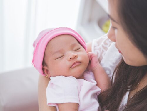 48 hours of new born with new mom